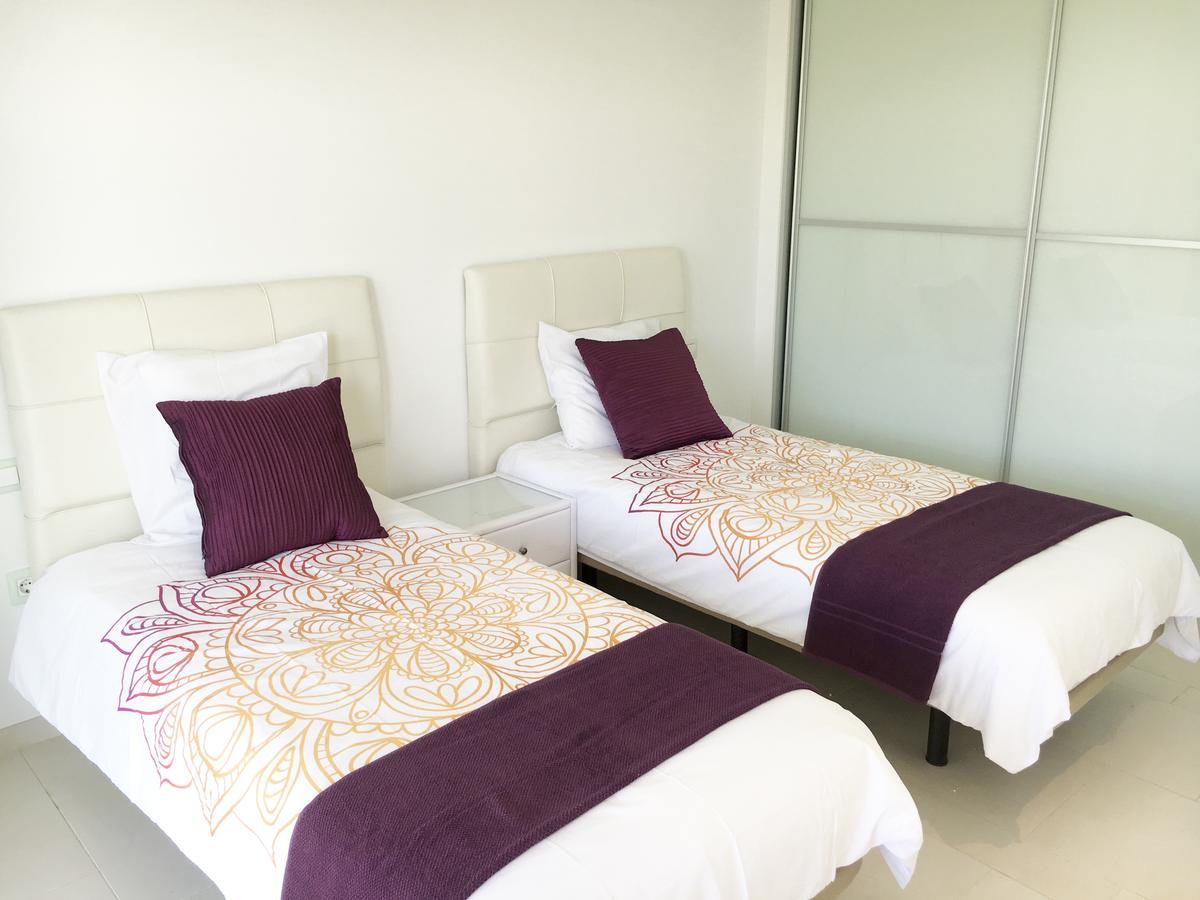 Las Olas Apartment Арона Екстериор снимка